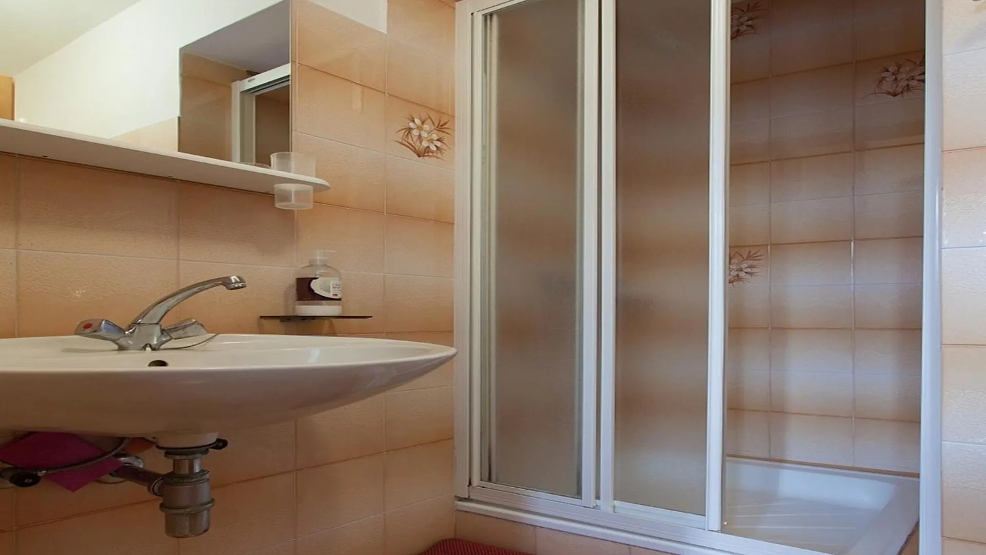 Cosy Apartment In Malinska Near Sea 0*,  קרואטיה