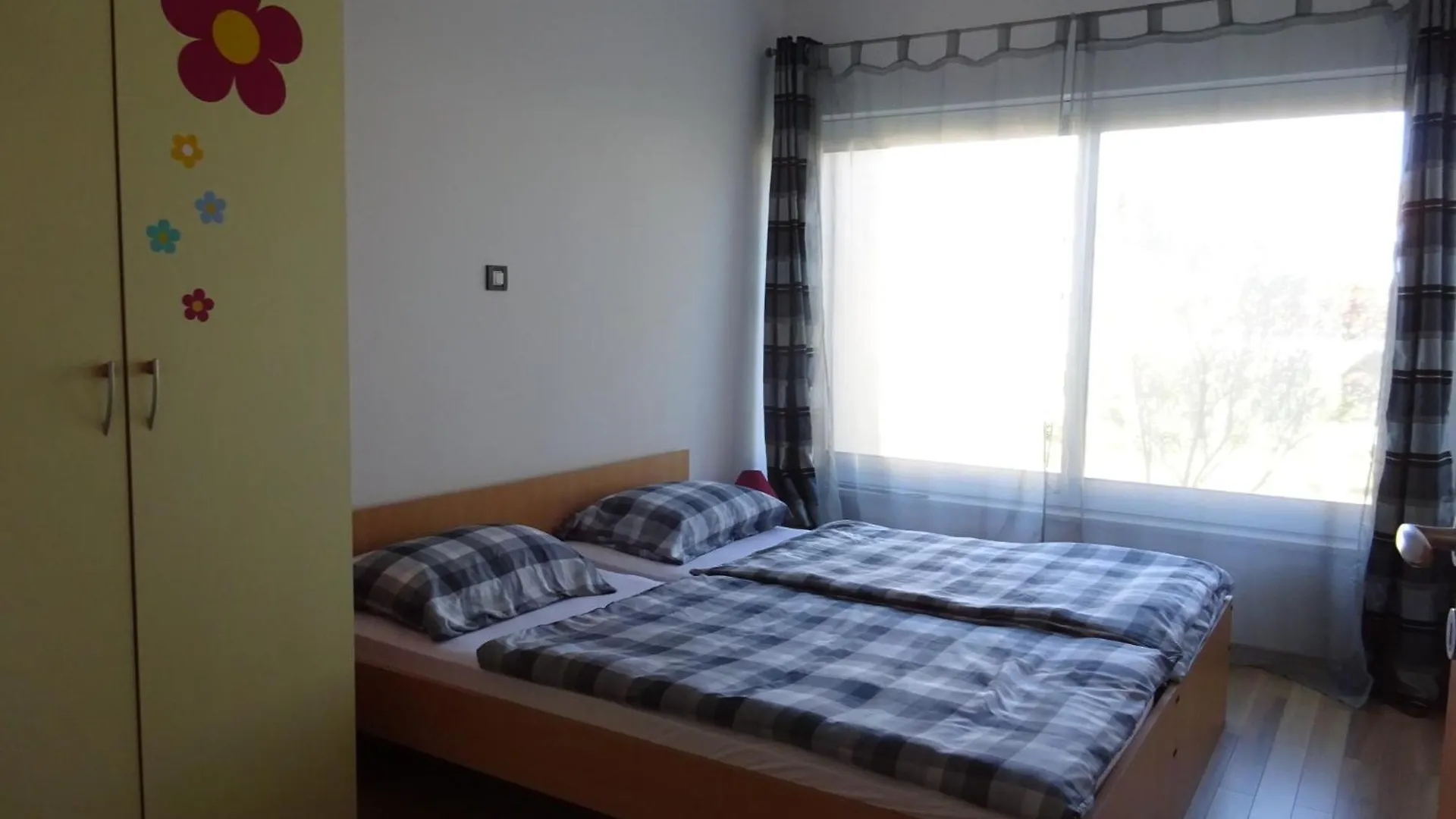 Cosy Apartment In Malinska Near Sea